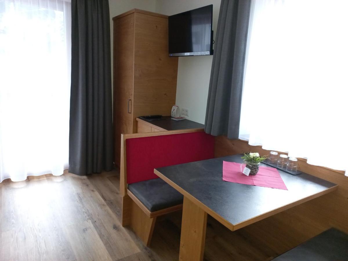 Haus Alpenflora Daire Flirsch Dış mekan fotoğraf