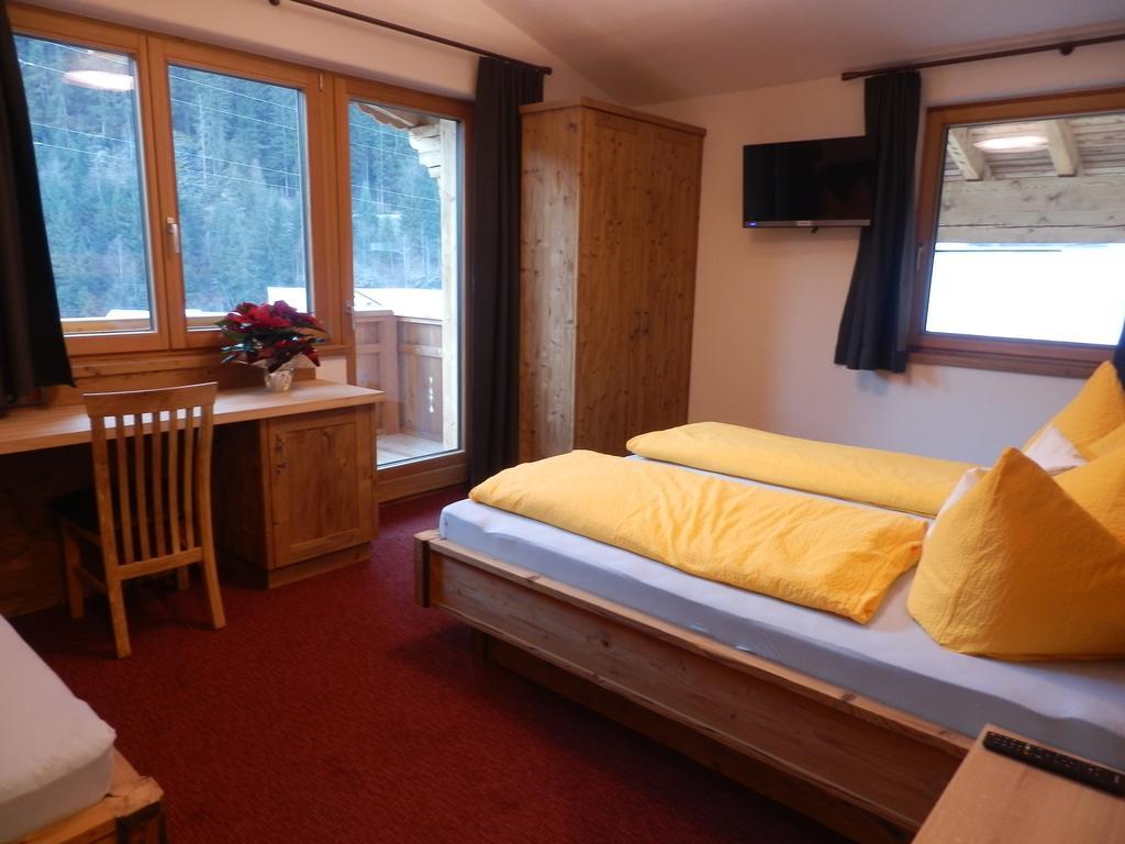 Haus Alpenflora Daire Flirsch Dış mekan fotoğraf